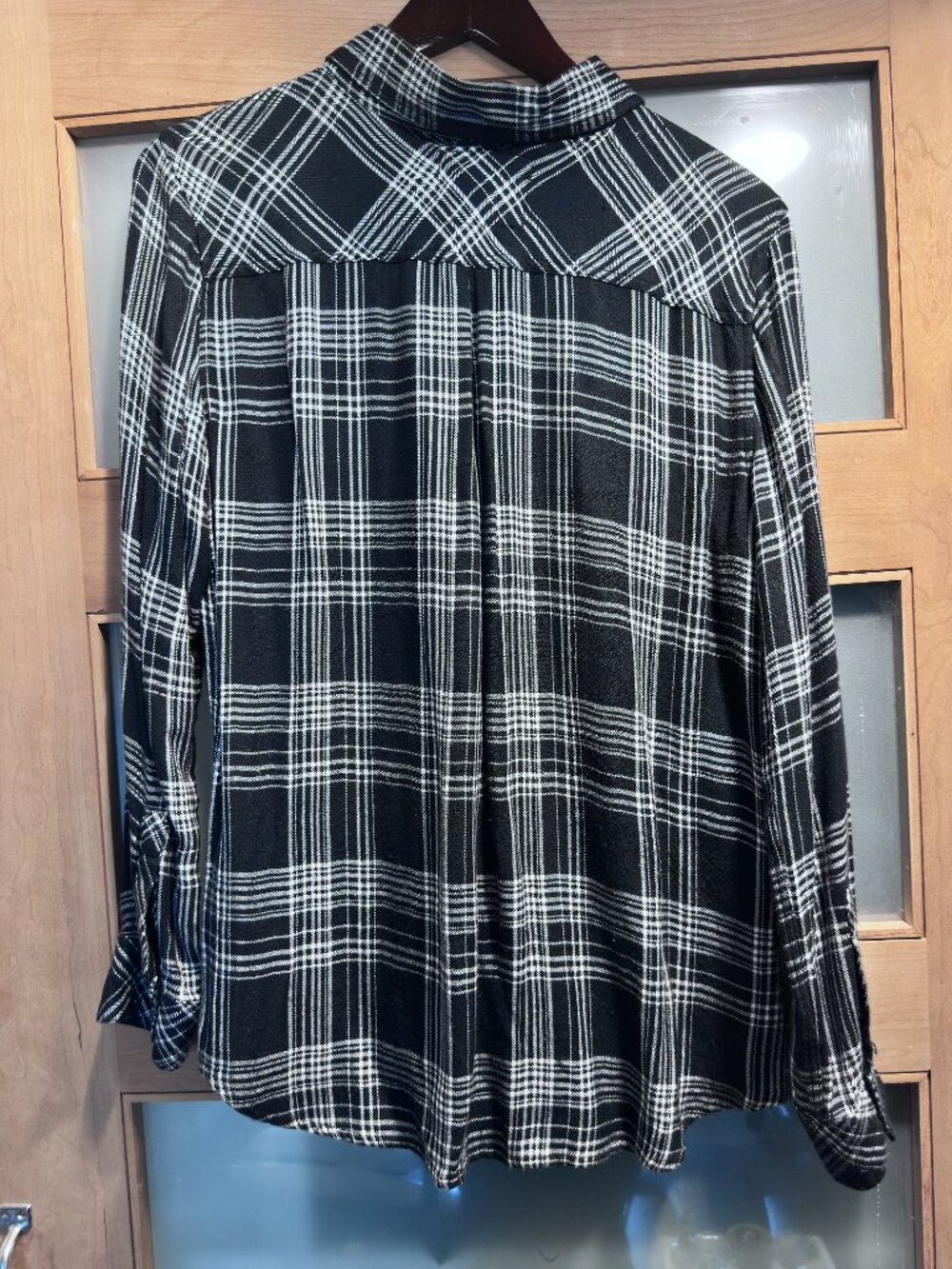 Rails Plaid Button Down Blouse Size M Black White Lightly Worn